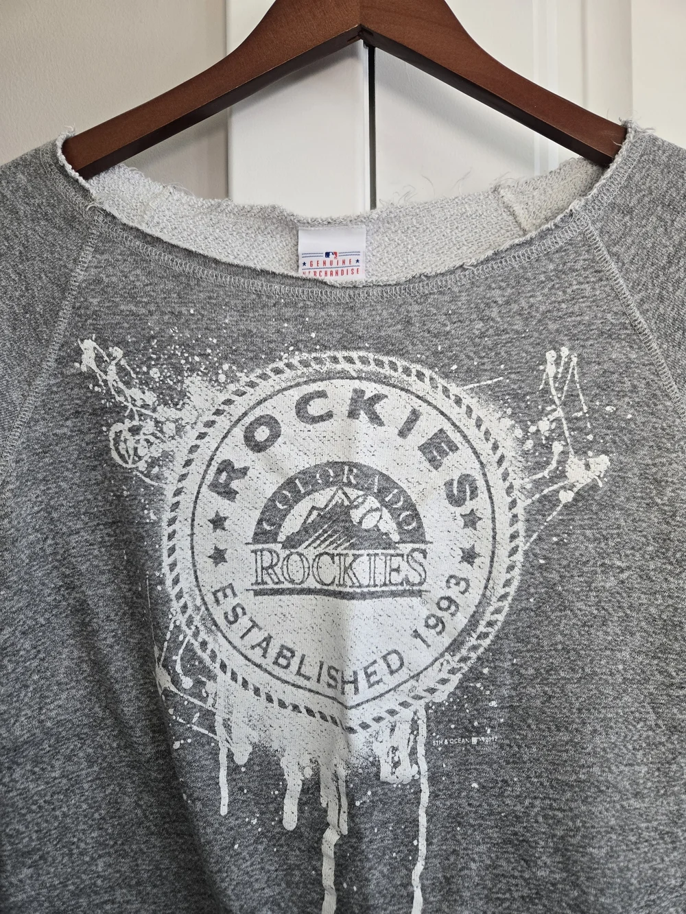 5th & Ocean Gray Off-the-Shoulder Rockies Graphic Sweater